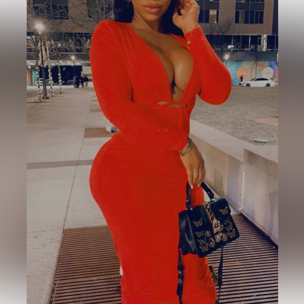 #Valentines Sexy red hot ,little red dress,midi dress,low cut,date night bodycon